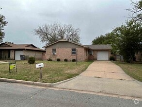 Building Photo - 3807 SE Camden Way
