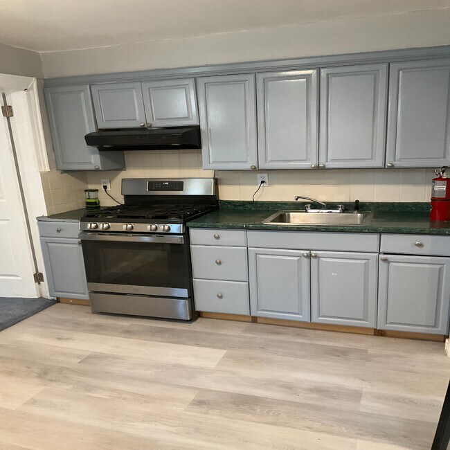 Building Photo - 4137 Boyd Ave