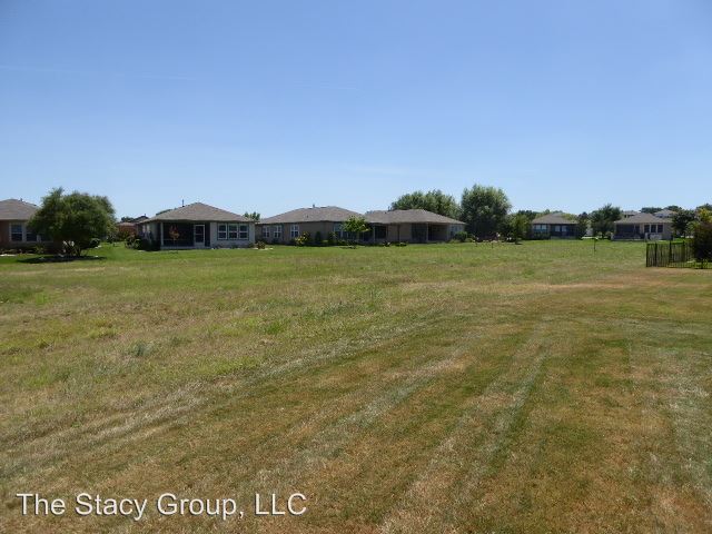 Building Photo - 514 Copper Breaks Dr