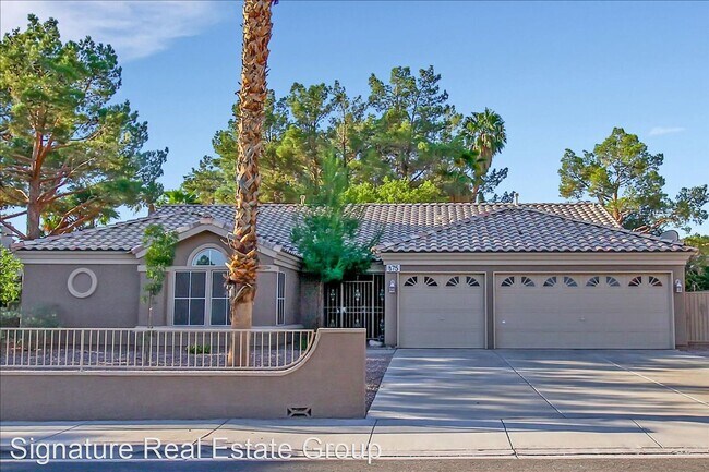 Building Photo - 4 br, 2.5 bath House - 875 E Eldorado Ln.