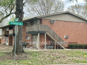 Building Photo - 2506 Redbud Ln
