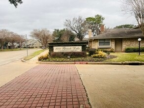 Building Photo - 2711 Grants Lake Blvd