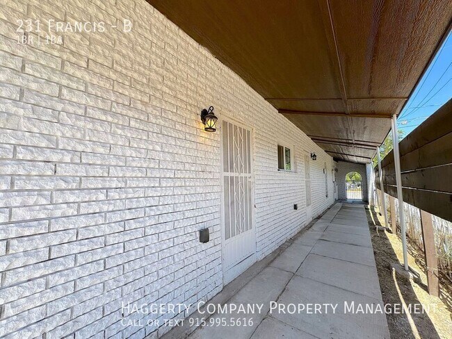 Building Photo - 231 Francis-B
