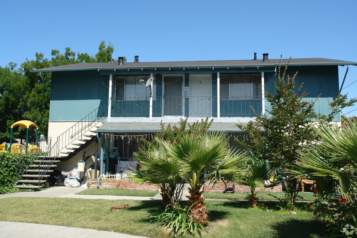 Building Photo - 2360 Galway Ct
