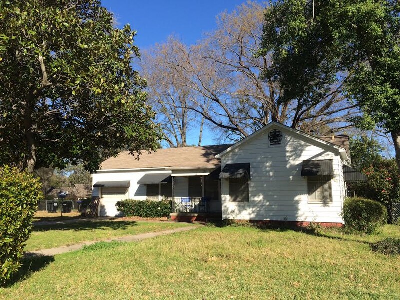 Primary Photo - 212 Glover Dr