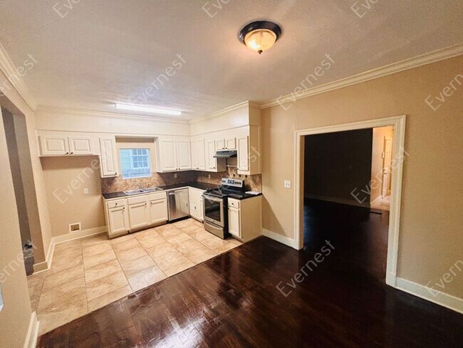 Foto del edificio - 358 E Ridgeway St
