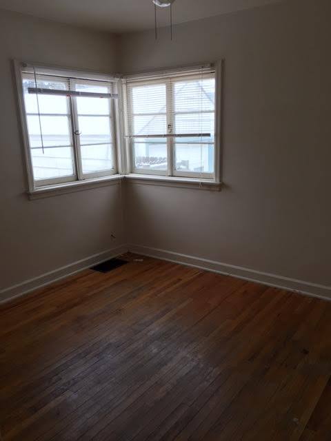 Foto del edificio - 900 E 21st St