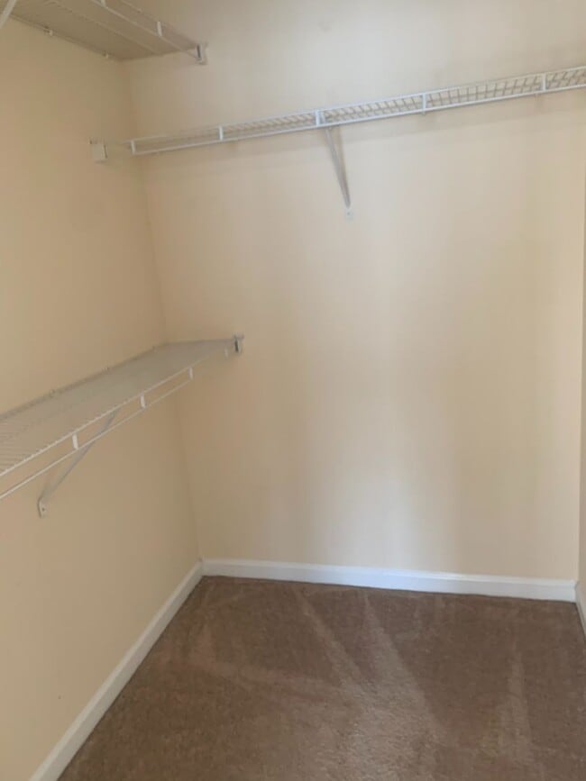 Building Photo - 12825 Madison Pointe Cir, Unit 303, Orland...