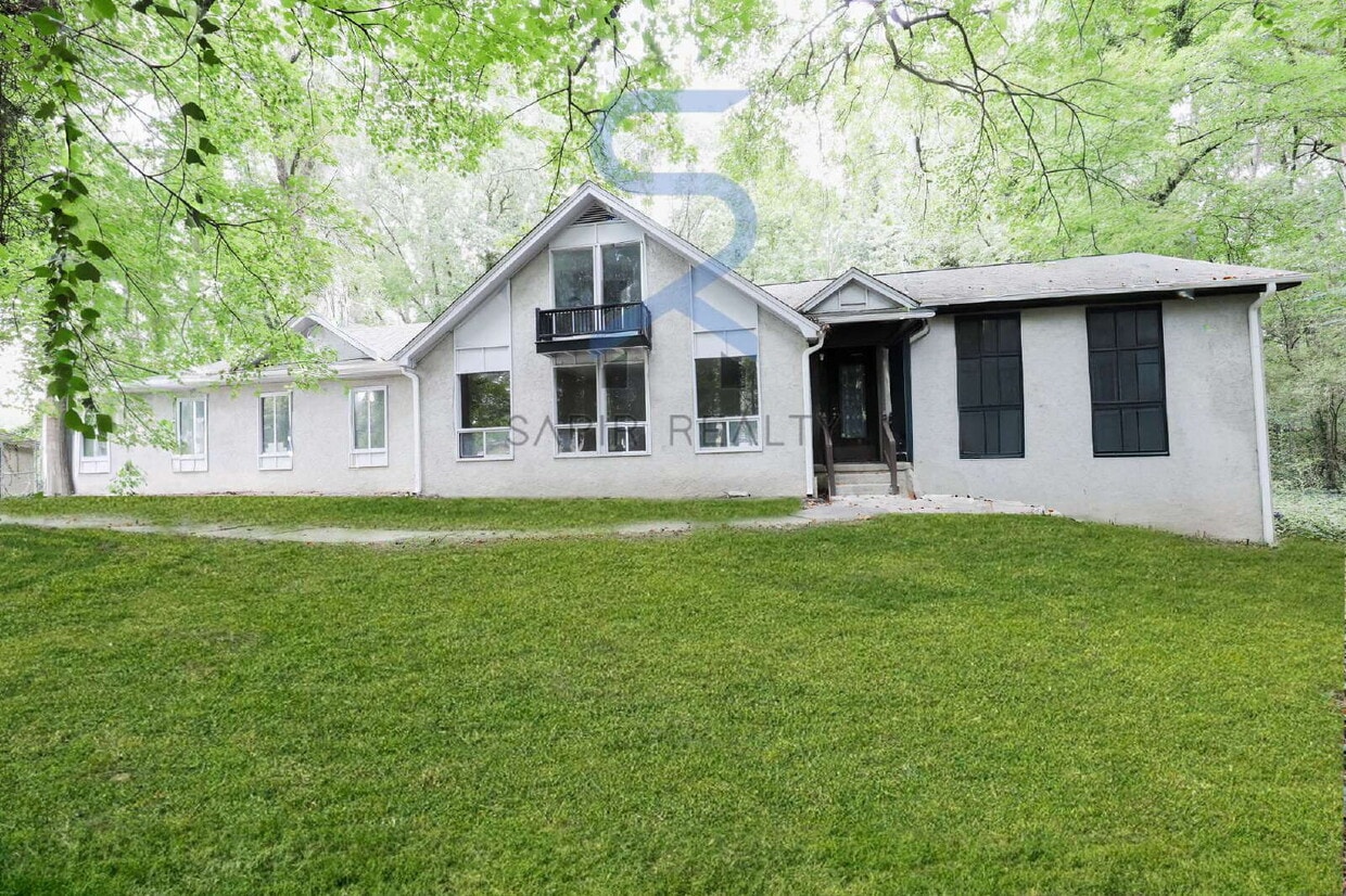 Photo - Charming 3-Bed, 2-Bath Home in Atlanta - Spacious Living at 3000 Collier Dr NW!