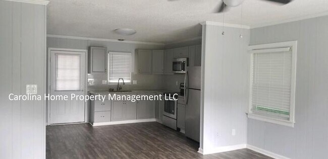 Foto del edificio - 516 Bringle Ferry Rd