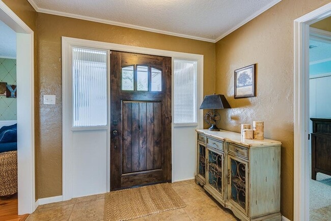 Building Photo - Zoned to CLHS! Updated One Story 4BR Home!