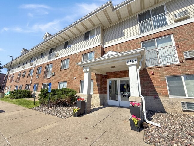 Building Photo - Crown Ridge Apartments