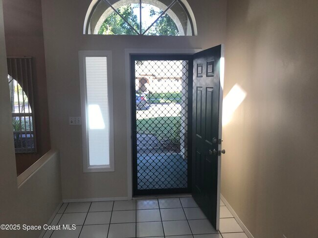 Foto del edificio - 3166 Lago Vista Dr