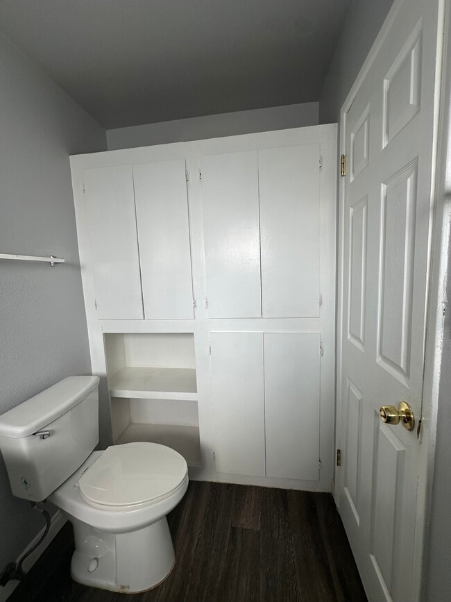Building Photo - Vista Hermosa Apartments - All Utilities Incl