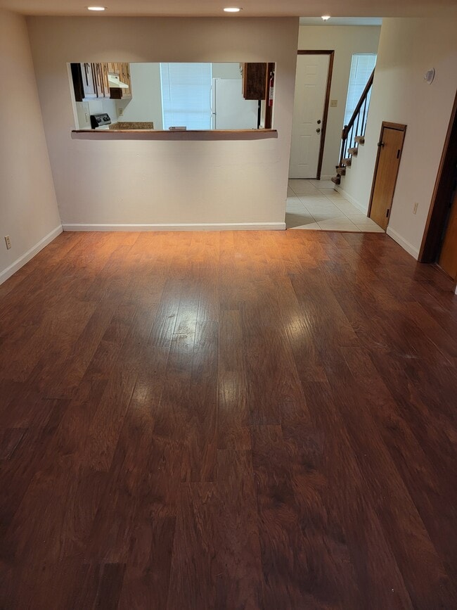 Building Photo - 843 Asheville Dr