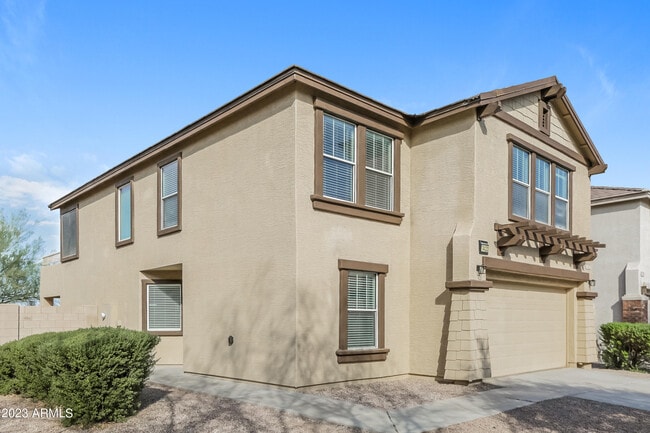 Building Photo - 7422 S 40th Ln