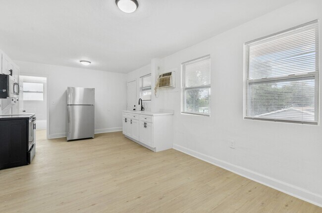 Foto del edificio - 1761 19th St S