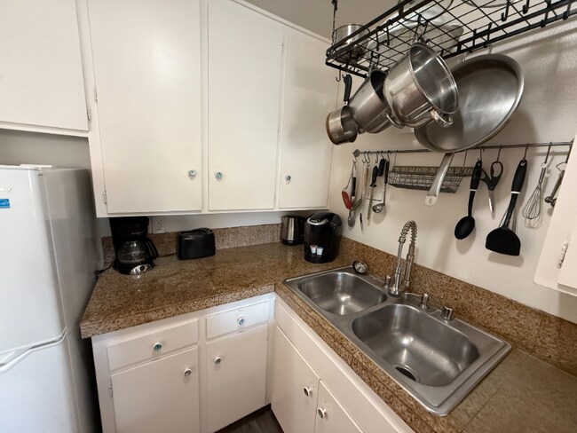 Foto del edificio - 822 Island Ct