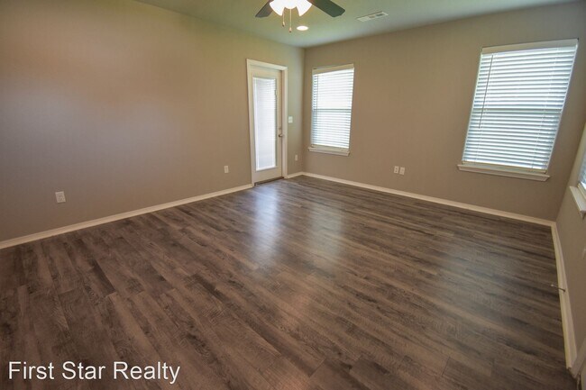 Foto del edificio - 3 br, 2 bath House - 820 Hindman Drive #1