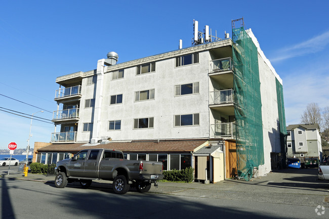 Building Photo - Alki Shores Apartments