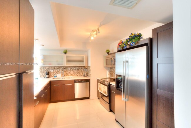 Foto del edificio - 800 Parkview Dr