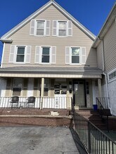 Building Photo - 344 North St