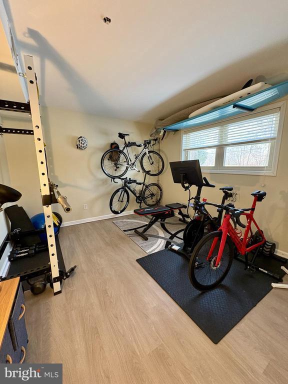 Foto del edificio - 1101 Primrose Ct