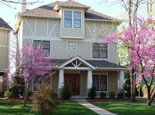 Foto del edificio - 3154 Parthenon Ave