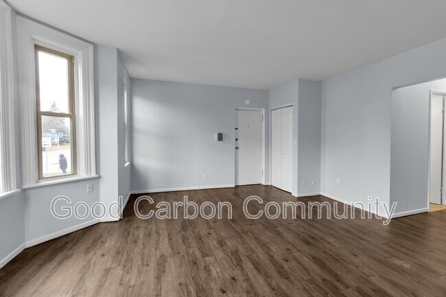 Foto del edificio - 425 Porter Ave