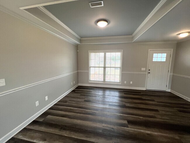 Foto del edificio - Available February!