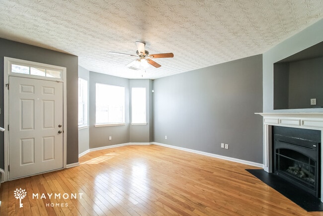 Building Photo - 6184 Ellenwood Dr