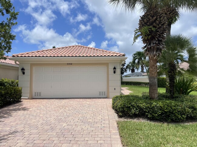 Building Photo - 5159 Magnolia Bay Cir