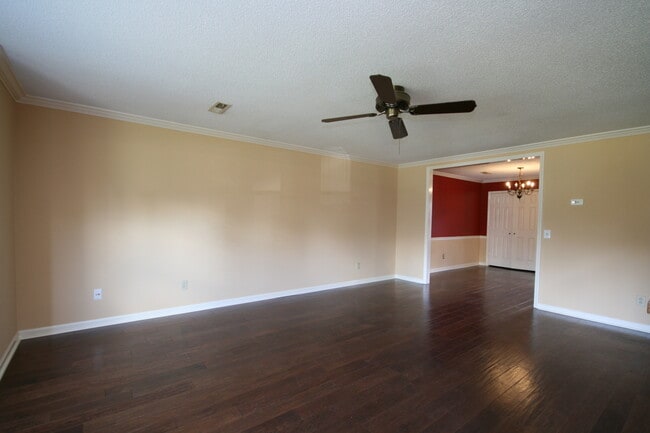 Building Photo - 128 Michli Rd