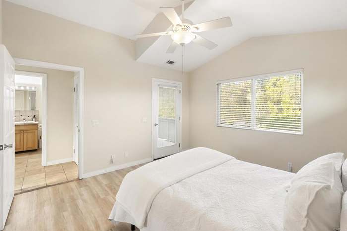Foto principal - 233 Cole Ranch Rd