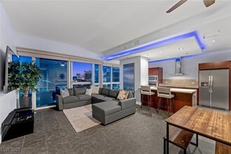 Building Photo - 4471 Dean Martin Dr