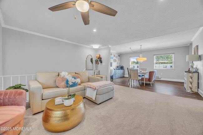 Building Photo - 93 White St