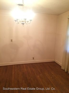 Building Photo - 612 E Charlotte Ave