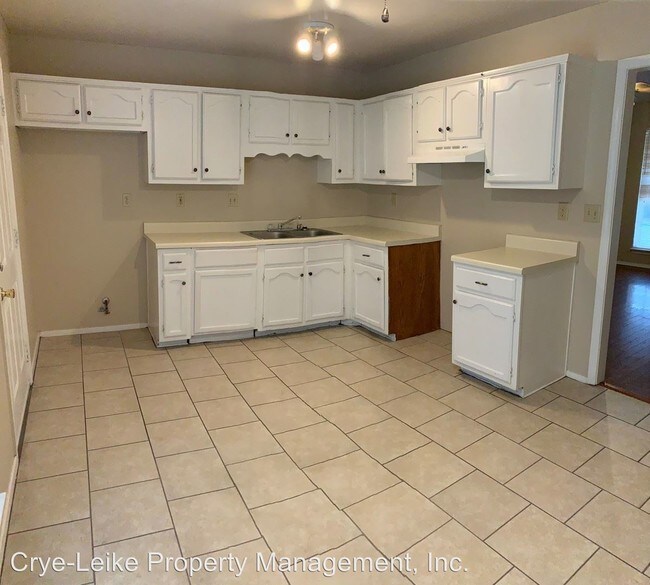Building Photo - 3 br, 2 bath House - 10170 Oak Leaf Dr