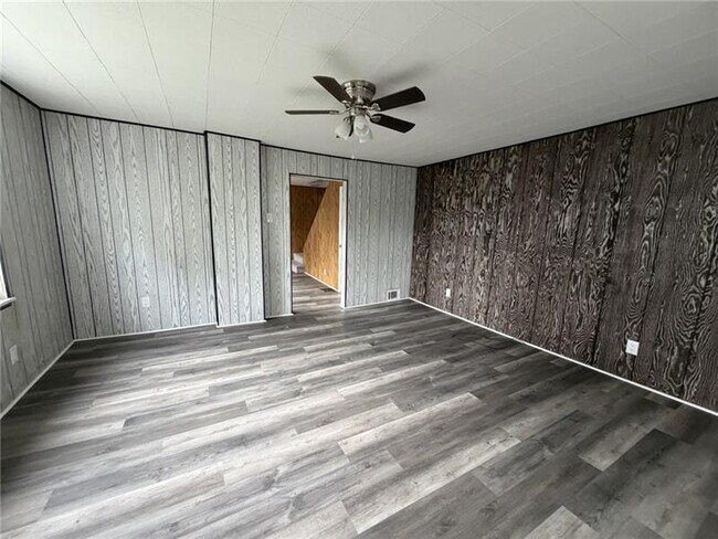 Foto del edificio - 1154 Eisenhower Dr