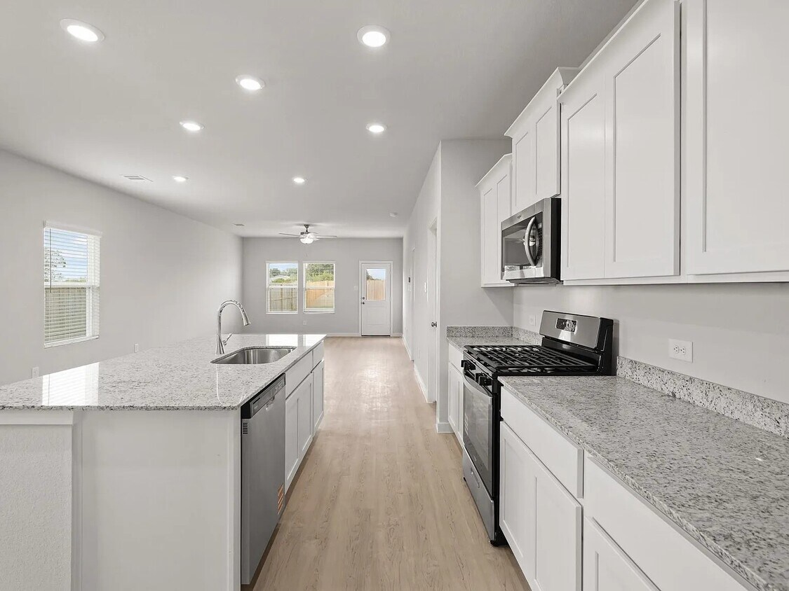 Foto del edificio - 17103 King Eider Rd