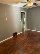 Building Photo - 5112 Edith Ave