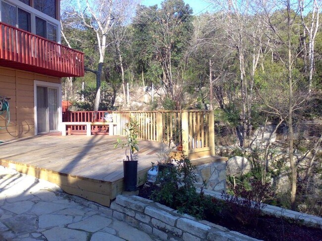 Building Photo - 1509 Westlake Dr, West Lake Hills, Texas 7...