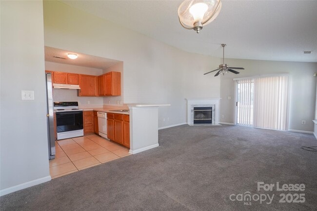 Building Photo - 10449 Katie Creek Ct
