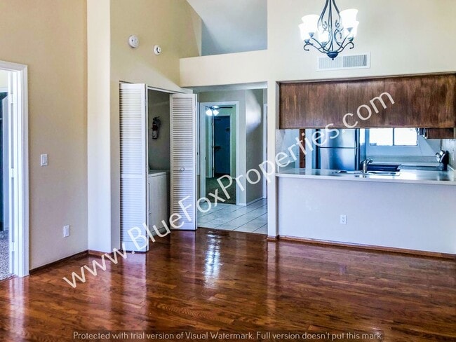 Foto del edificio - 7601 N Calle Sin Envidia