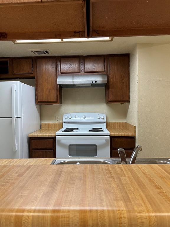 Building Photo - 11311 Harwin Dr.