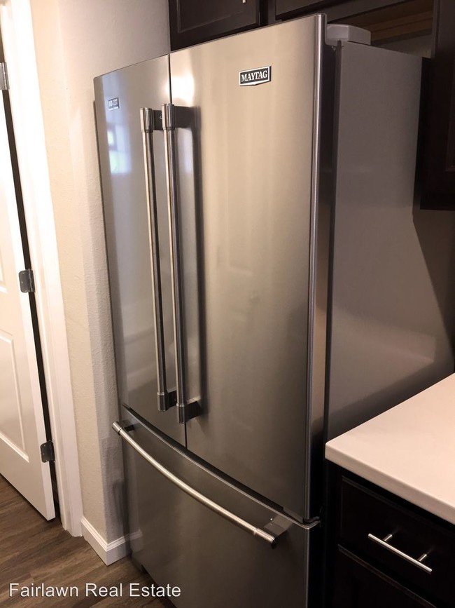 Foto del edificio - 1 br, 1 bath Apartment - 1402 Grandview Dr