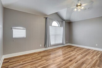 Building Photo - 7650 Springhill St