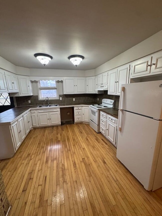 Foto del edificio - 4901 Salem Ln