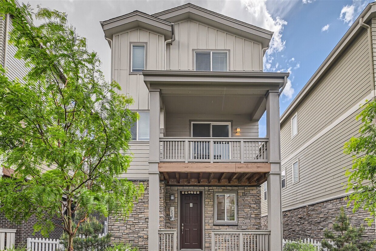 12883 E Dickenson Ave, Aurora, CO 80014 House Rental in Aurora, CO