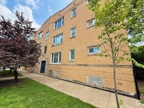 Building Photo - 3757 W Le Moyne St